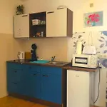 In Binger Stadtmitte Mit Balkon